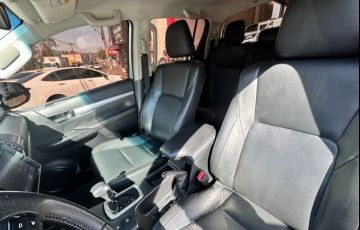 Toyota Hilux 2.8 TDI CD SRX 4x4 4wd (Aut) - Foto #7