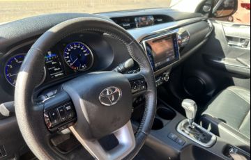 Toyota Hilux 2.8 TDI CD SRX 4x4 4wd (Aut) - Foto #8