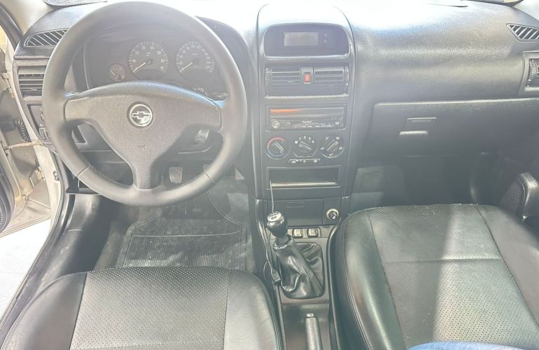 Chevrolet Astra 2.0 MPFi Advantage 8V Flex 2p Manual - Foto #9