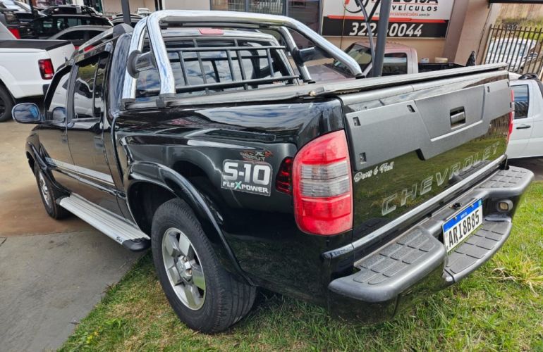 Chevrolet S10 Executive 4x2 2.4 (Flex) (Cab Dupla) - Foto #5