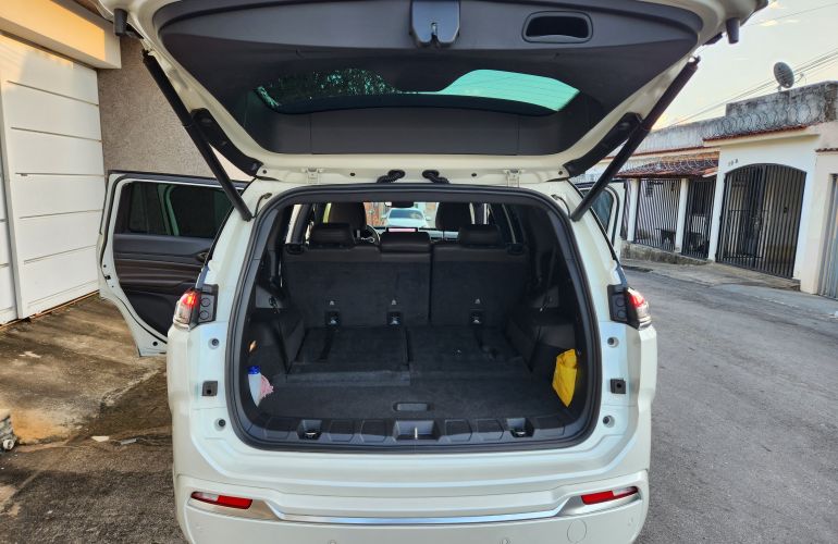 Jeep Commander 2.0 TD380 Overland 4WD - Foto #6