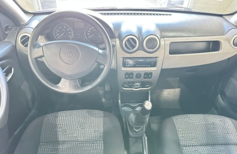 Renault Sandero 1.0 Expression 16V Flex 4p Manual - Foto #9