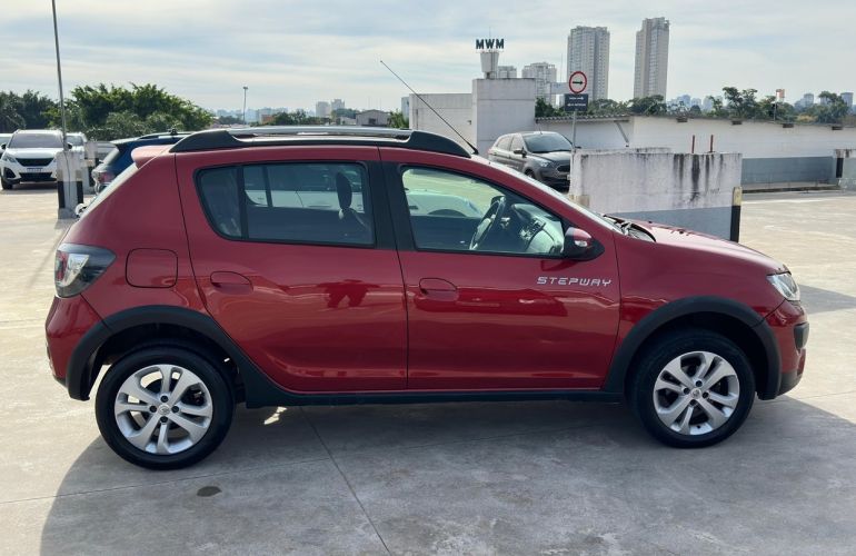 Renault Sandero 1.6 Stepway 8v - Foto #6