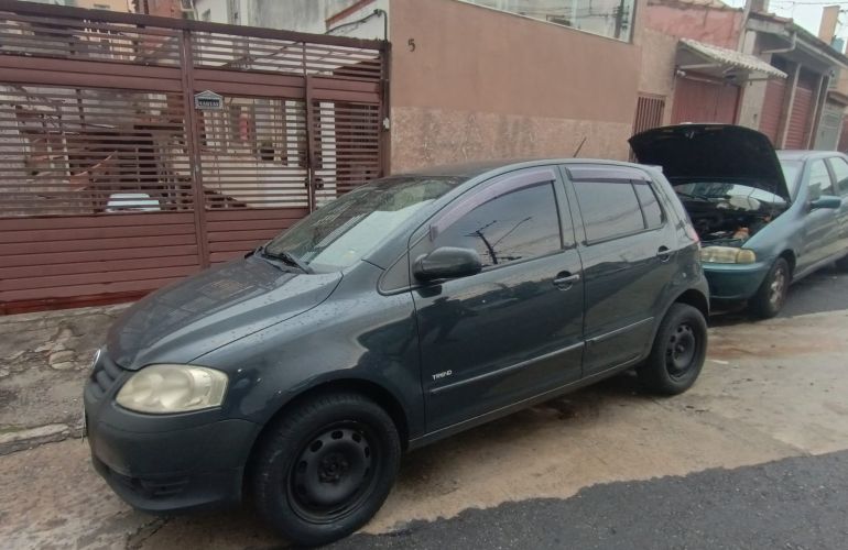 Volkswagen Fox Trend 1.0 8V (Flex) - Foto #6