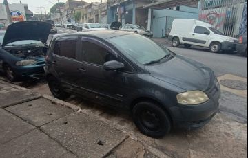Volkswagen Fox Trend 1.0 8V (Flex) - Foto #9