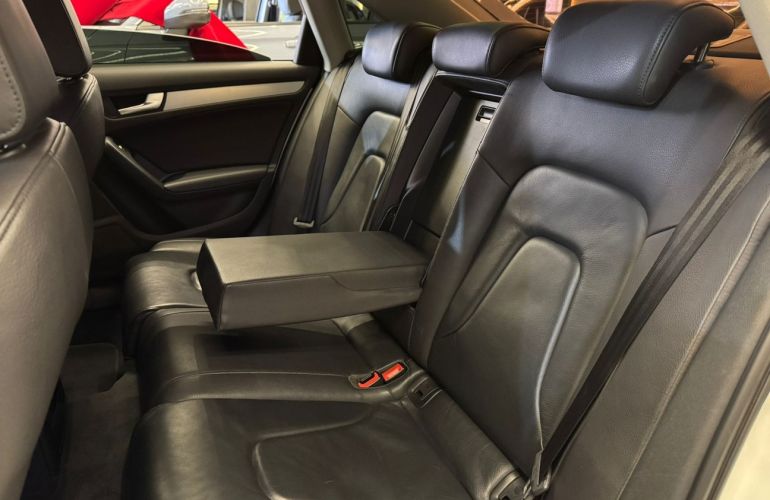 Audi A4 1.8 Tfsi Ambiente - Foto #8