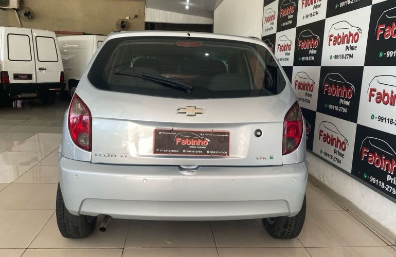 Chevrolet Celta 1.0 MPFi LT 8v - Foto #5