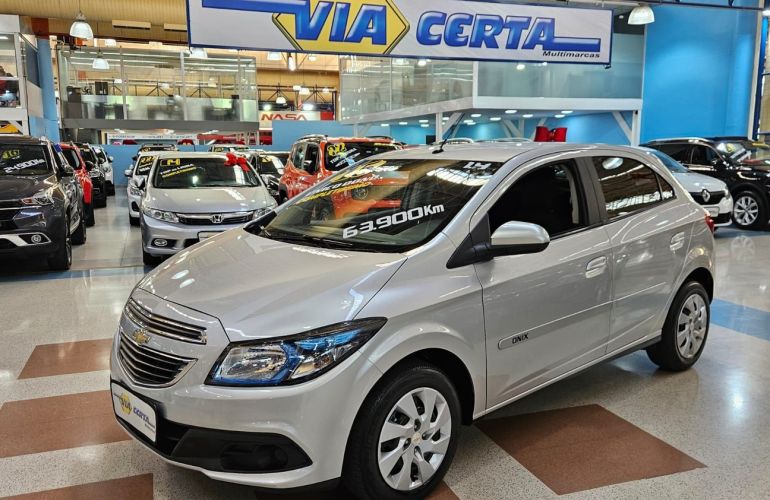 Chevrolet Onix 1.4 MPFi LT 8v - Foto #1