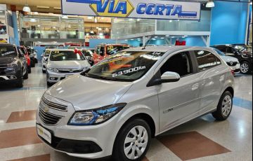 Chevrolet Onix 1.4 MPFi LT 8v