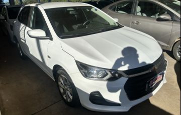 Chevrolet Onix 1.0 LT - Foto #2