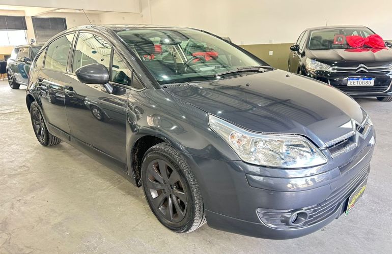 Citroën C4 2.0 Exclusive 16V Flex 4p Manual - Foto #2