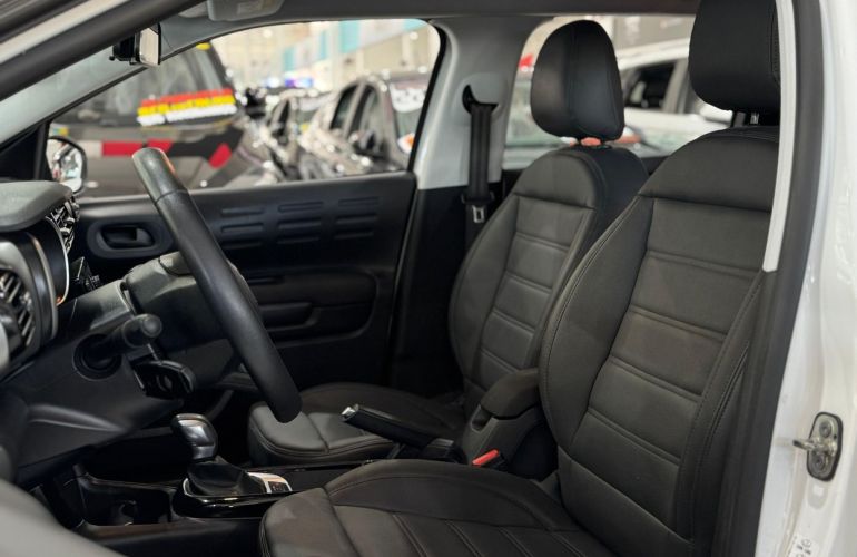 Citroën C4 Cactus 1.6 VTi 120 Feel Eat6 - Foto #6