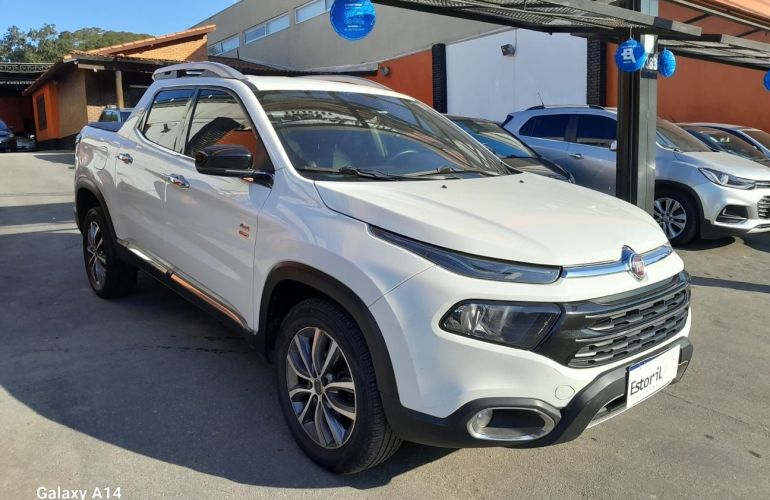 Fiat Toro 2.0 16V Turbo Volcano 4WD At9 - Foto #8