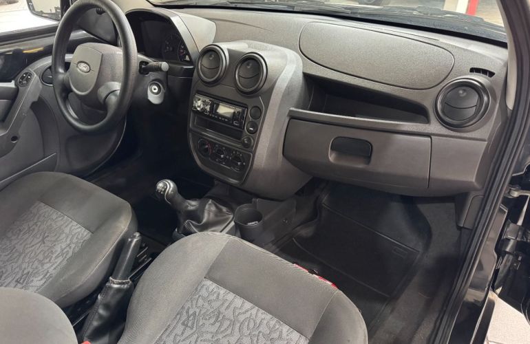 Ford Ka 1.0 (Flex) - Foto #9
