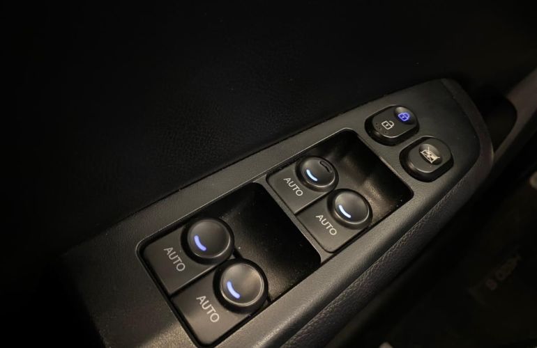 Hyundai Hb20s 1.6 Comfort Plus 16v - Foto #10