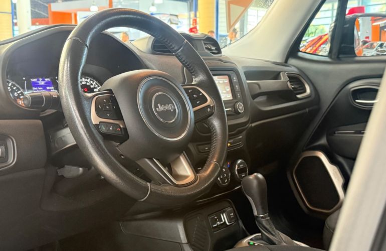 Jeep Renegade 1.8 16V Longitude - Foto #4
