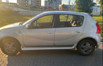 Renault Sandero Vibe 1.6 8V Hi-Torque (flex) - Foto #4