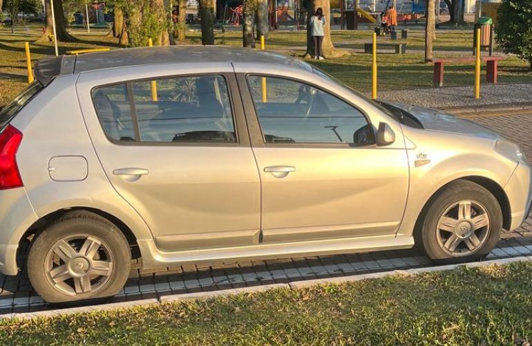 Renault Sandero Vibe 1.6 8V Hi-Torque (flex) - Foto #5
