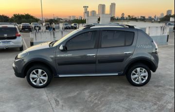 Renault Sandero 1.6 Stepway 16v - Foto #2