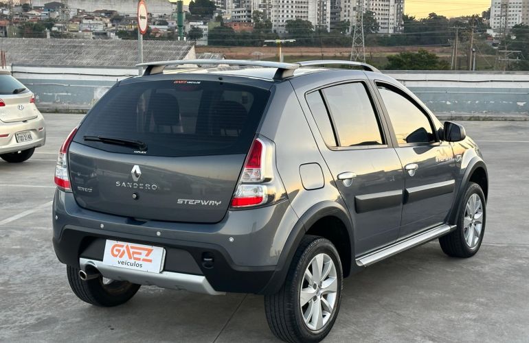 Renault Sandero 1.6 Stepway 16v - Foto #5