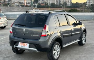 Renault Sandero 1.6 Stepway 16v - Foto #5