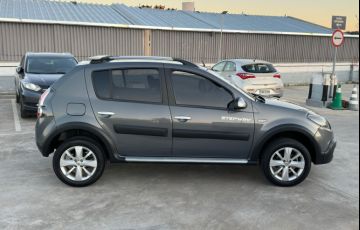 Renault Sandero 1.6 Stepway 16v - Foto #6