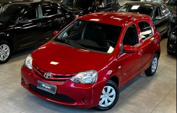 Toyota Etios 1.3 X 16v - Foto #9