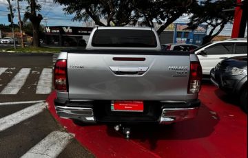 Toyota Hilux 2.8 Srx 4x4 CD 16v - Foto #2