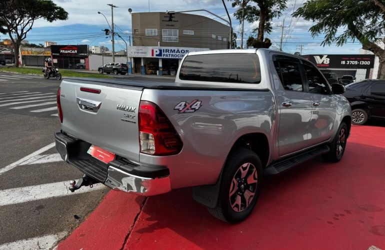 Toyota Hilux 2.8 Srx 4x4 CD 16v - Foto #7