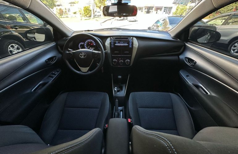 Toyota Yaris 1.5 16V Sedan Xl Live - Foto #9