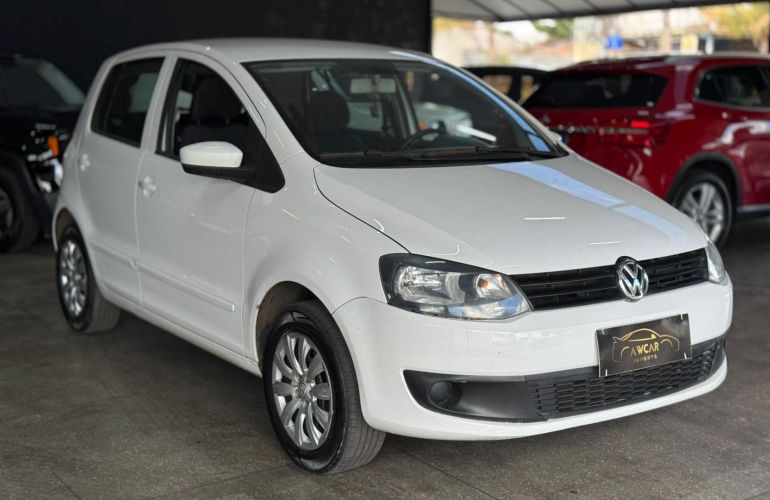 Volkswagen Fox 1.6 Mi 8V Total Flex 4p - Foto #2