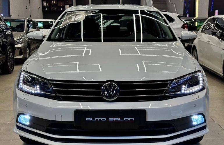 Volkswagen Jetta 2.0 TSi Highline 211cv - Foto #2