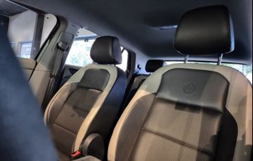 Volkswagen T-cross 1.0 200 TSi Total Sense - Foto #4