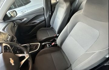 Chevrolet Onix 1.0 LT - Foto #8