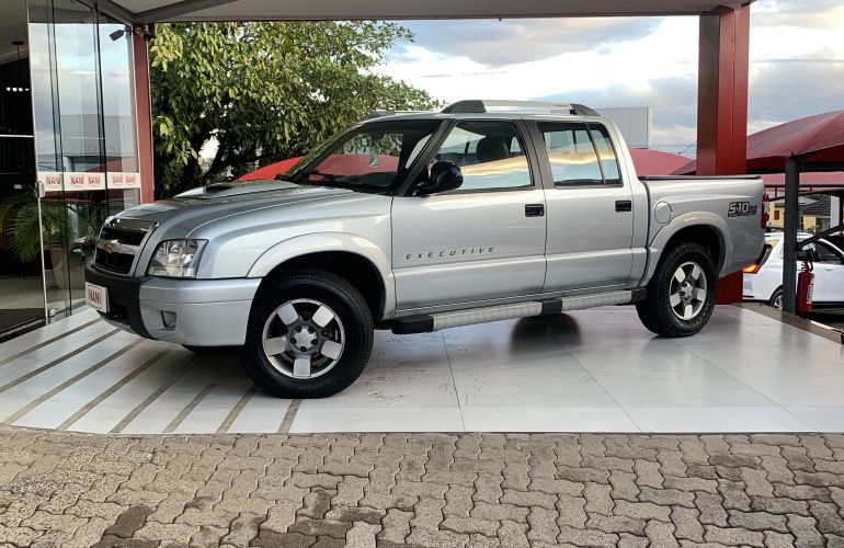 Chevrolet S10 Executive 4x4 2.8 Turbo Electronic (Cab Dupla) - Foto #1