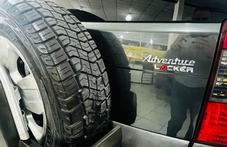 Fiat Idea 1.8 MPi Adventure Locker 8v - Foto #8