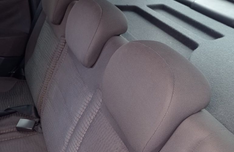 Fiat Idea Adventure 1.8 16V E.TorQ Dualogic (Flex) - Foto #5