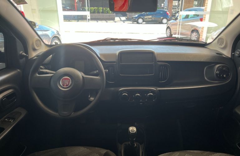 Fiat Mobi 1.0 8V Evo Like - Foto #5