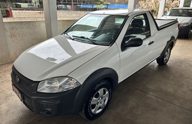 Fiat Strada 1.4 CS Hard Working - Foto #1