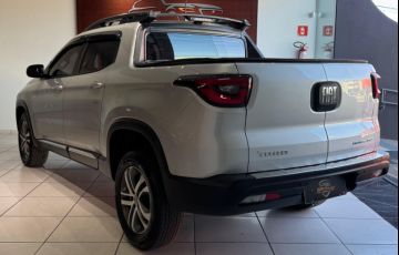 Fiat Toro 2.0 16V Turbo Freedom 4WD At9 - Foto #3