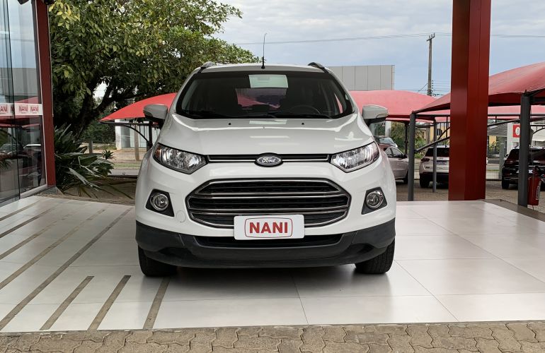 Ford Ecosport Titanium 2.0 16V PowerShift (Flex) - Foto #2
