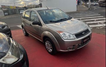 Ford Fiesta 1.0 MPi Class Hatch 8v - Foto #4