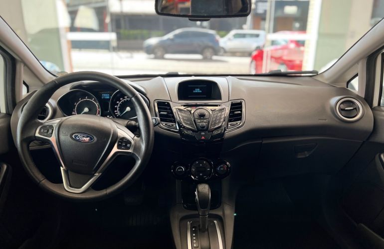 Ford Fiesta 1.0 EcoBoost Titanium Plus Hatch 12v - Foto #5