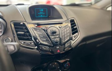Ford Fiesta 1.0 EcoBoost Titanium Plus Hatch 12v - Foto #6