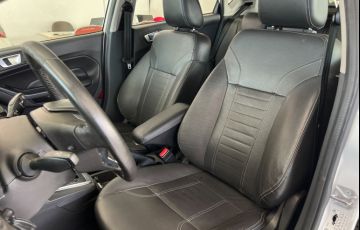 Ford Fiesta 1.0 EcoBoost Titanium Plus Hatch 12v - Foto #7