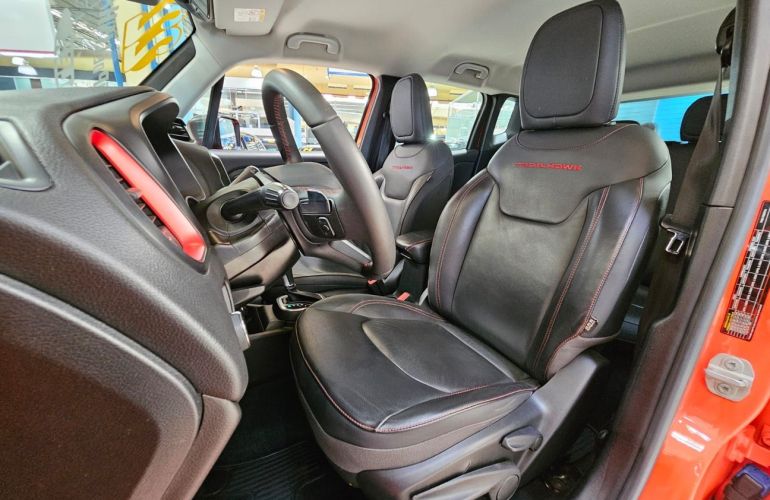 Jeep Renegade 1.3 T270 Turbo Trailhawk 4x4 - Foto #8
