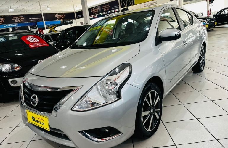 Nissan Versa 1.6 16V Flexstart Unique - Foto #1