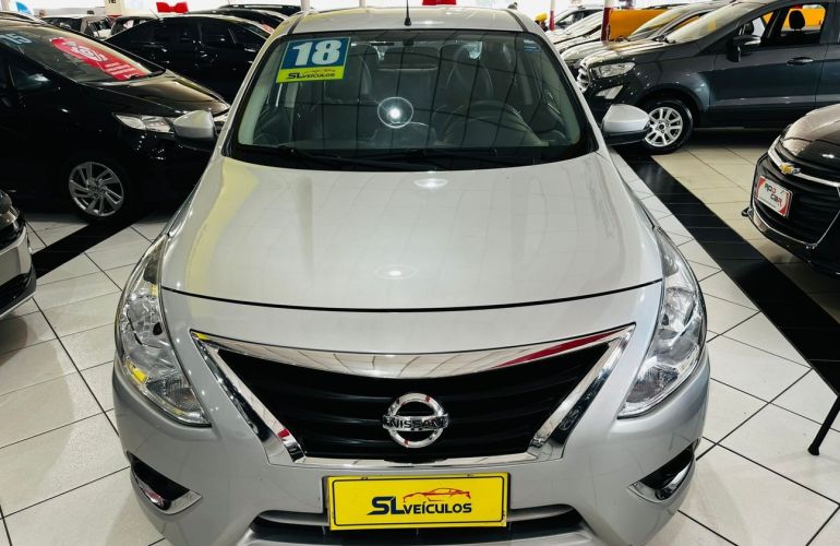 Nissan Versa 1.6 16V Flexstart Unique - Foto #2