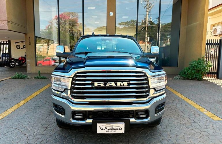 RAM 3500 6.7 I6 Turbo Diesel Limited Longhorn CD 4x4 Automático - Foto #2