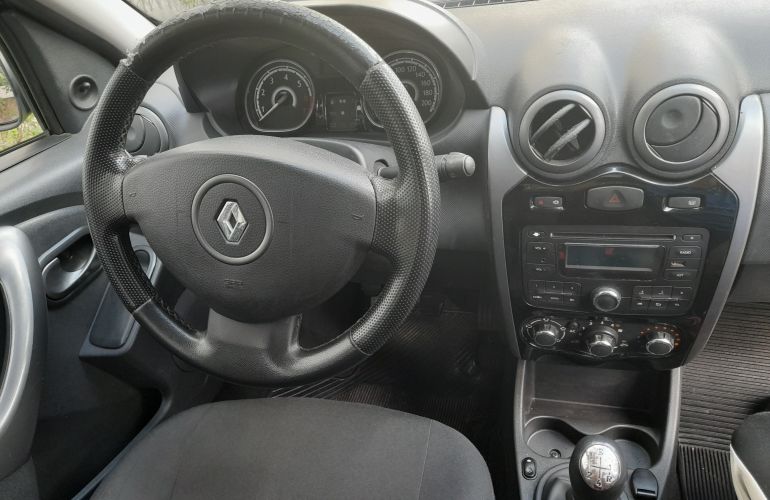 Renault Sandero Expression 1.0 16V (Flex) - Foto #3